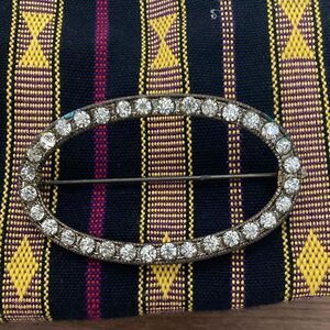 Vintage Antique Art Deco Rhinestone Oval Brooch with Pin C Clasp.